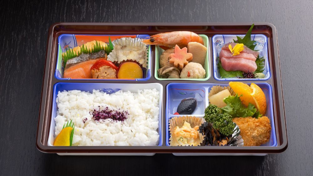 お弁当2000円