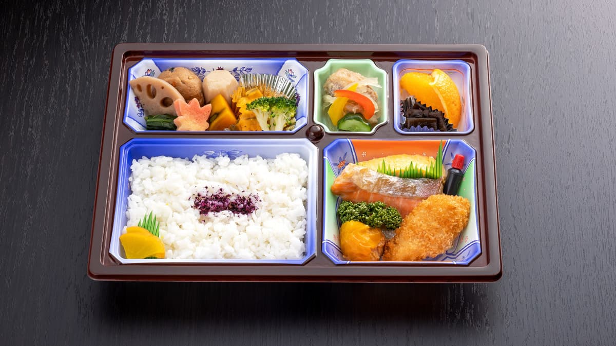 お弁当1２00円